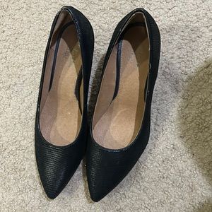 Clarks heeled shoes